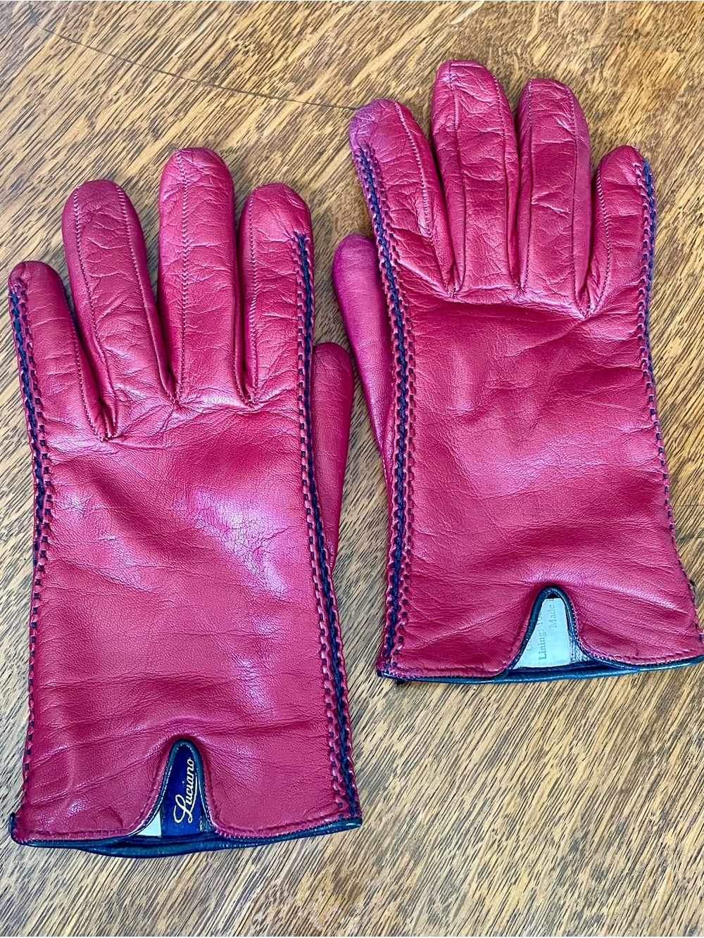 Luciano Italian Red Leather Women’s Gloves Cashmere Lined Size 7 EUC